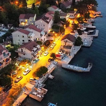 Montenegro Apartmant'S Kotor Exteriör bild