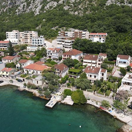 Montenegro Apartmant'S Kotor Exteriör bild
