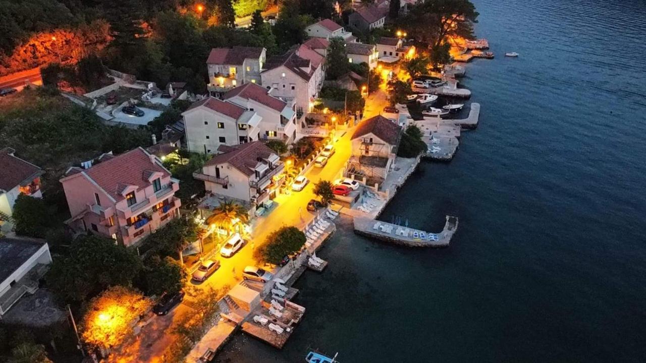 Montenegro Apartmant'S Kotor Exteriör bild