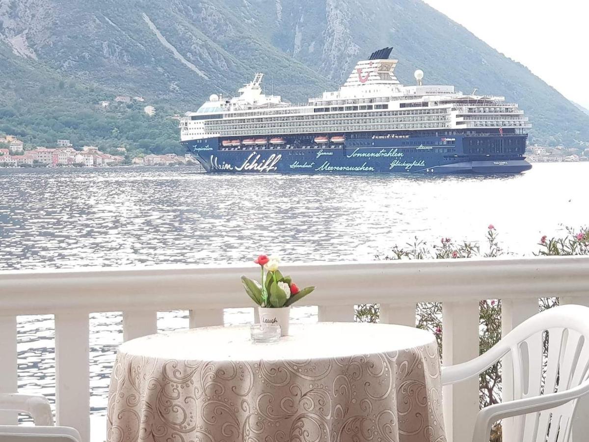 Montenegro Apartmant'S Kotor Exteriör bild
