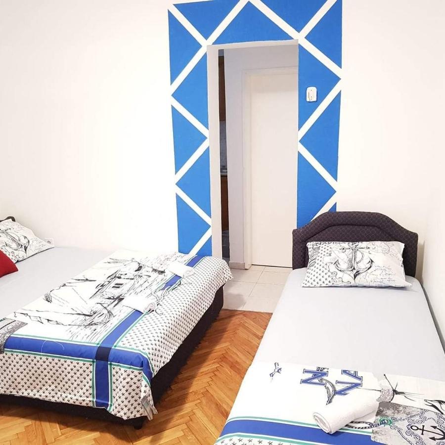 Montenegro Apartmant'S Kotor Exteriör bild