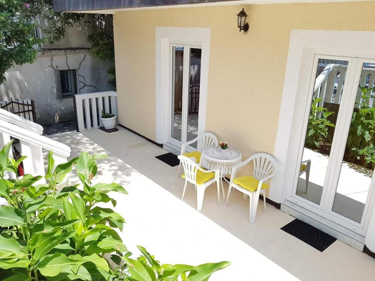 Montenegro Apartmant'S Kotor Exteriör bild