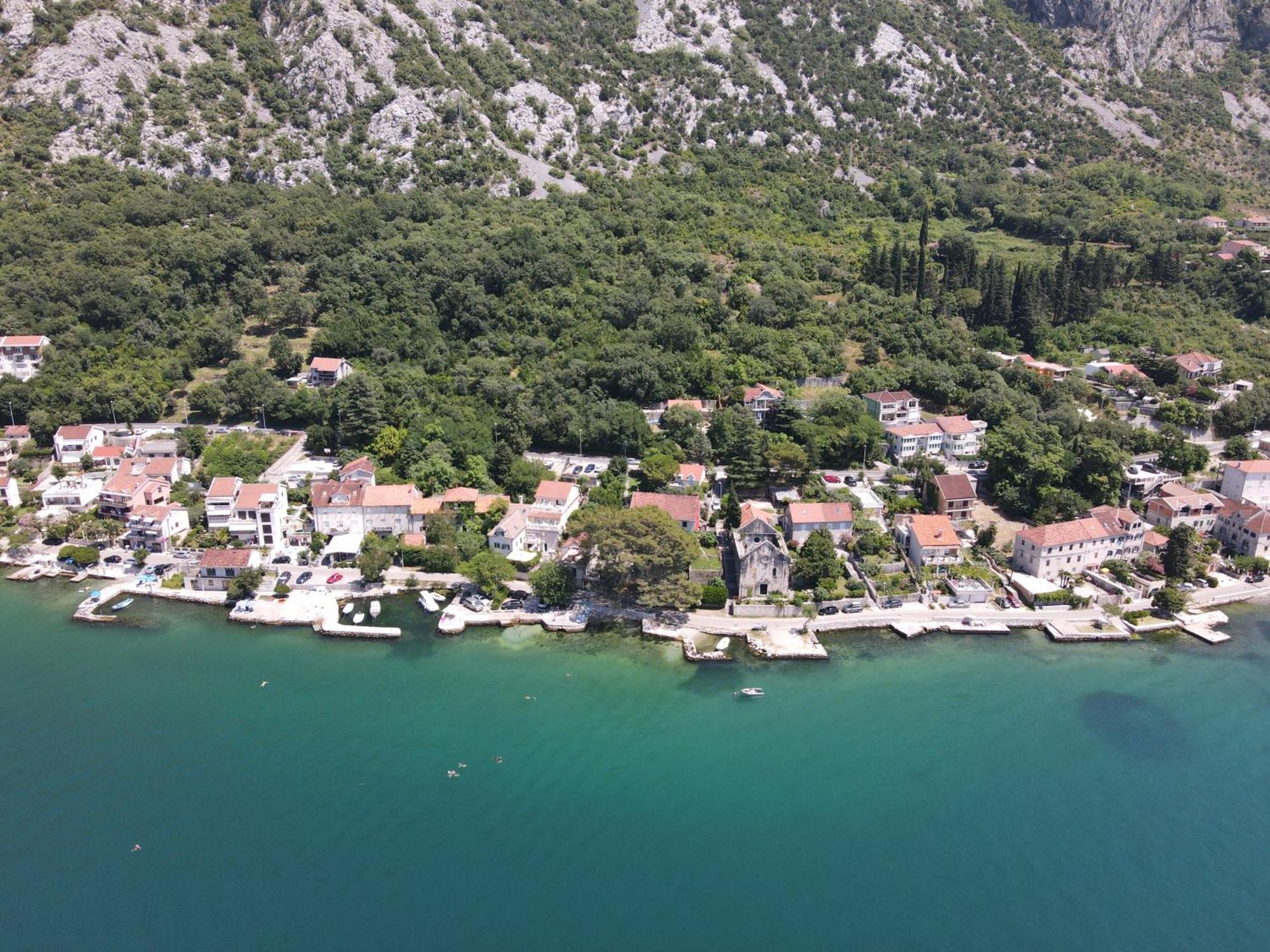Montenegro Apartmant'S Kotor Exteriör bild